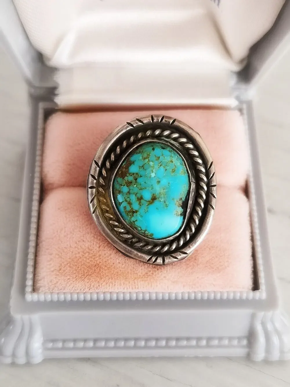Vintage Sterling Silver Navajo Turquoise Scroll Ring